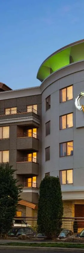 Viana Hotel and Spa, Trademark Collection by Wyndham，位于韦斯特伯里的酒店