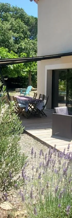 "Au Jas" Agréable logement en Drôme provençale，位于Montségur-sur-Lauzon的酒店