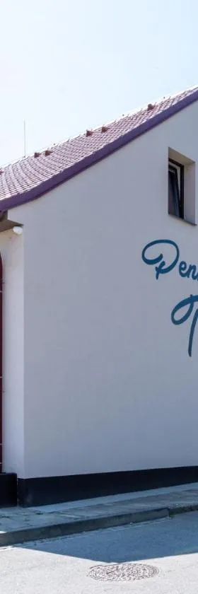 Penzion Tonička，位于布尔哈里的酒店