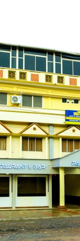 S S RESIDENCY，位于Padubidri的酒店