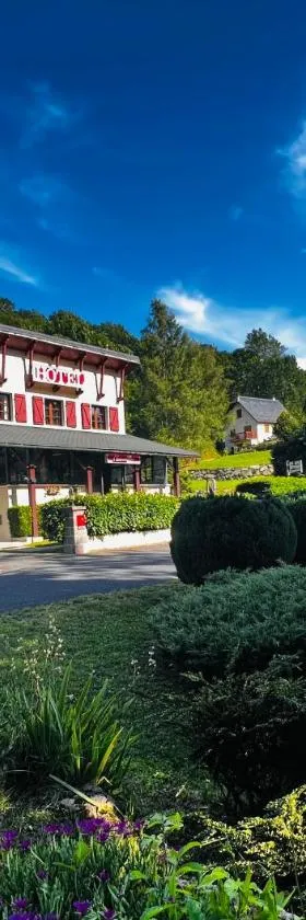 勒艾斯康迪罗酒店，位于圣雅克·德波尔的酒店