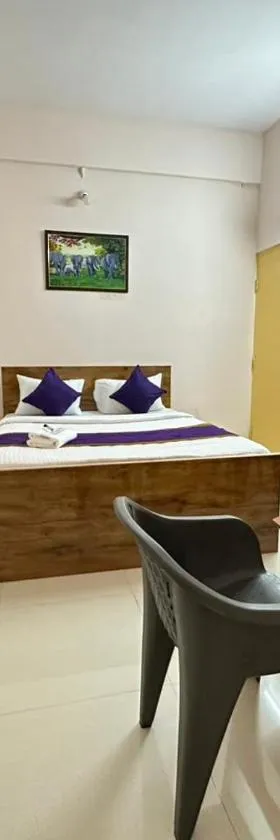 Vbh Inn- Affordable and Budget Friendly，位于Jigani的酒店