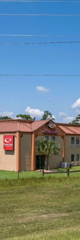Econo Lodge Inn & Suites Diamondhead，位于迪亚蒙德黑德的酒店