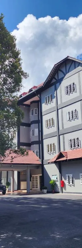Fathers Guesthouse Age 7 years old and above only，位于丹那拉打的酒店