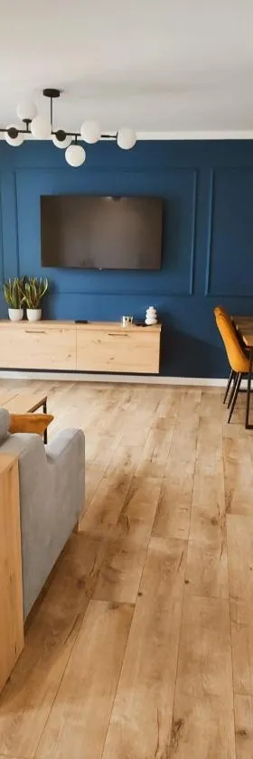 Miodowy Apartament，位于兹沃图夫的酒店