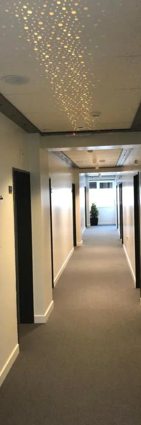Kubi Hotel，位于斯特鲁加的酒店