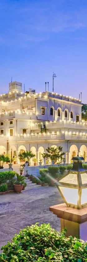 Neemrana's - Baradari Palace，位于伯蒂亚拉的酒店