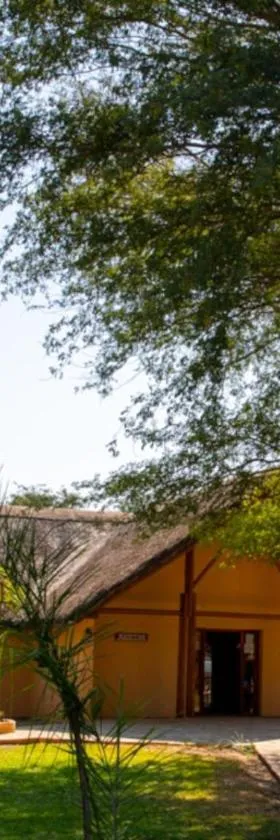 Kayova River Lodge，位于Ndiyona的酒店