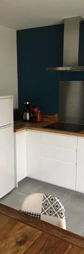 Maison située entre plage la mine d'or et bourg，位于佩内斯坦的酒店