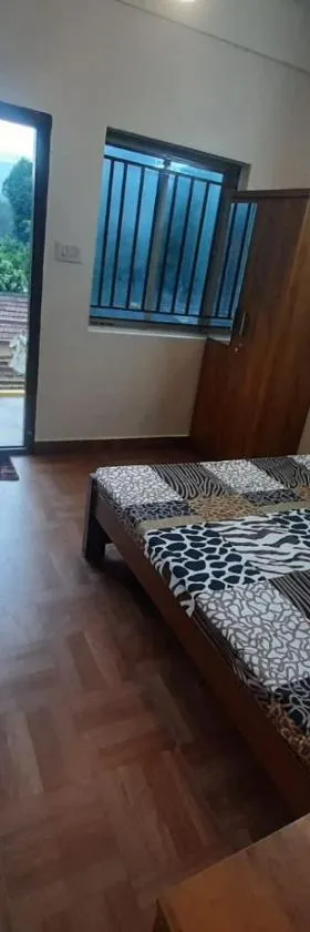 Paadi Inn，位于Kakkabe的酒店