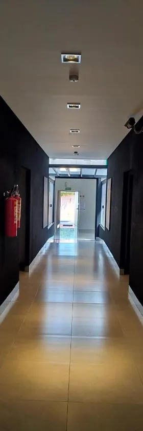 Hotel Barril，位于东普里马韦拉的酒店