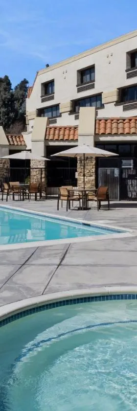 Courtyard by Marriott San Diego Rancho Bernardo，位于伯纳多牧场的酒店