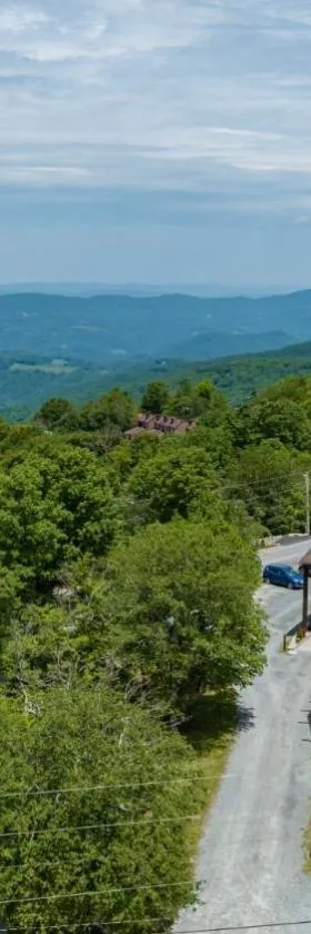 榉木山四季宾馆，位于榉木山的酒店
