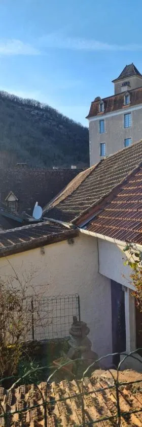 Le gîte de Louis，位于Larnagol的酒店