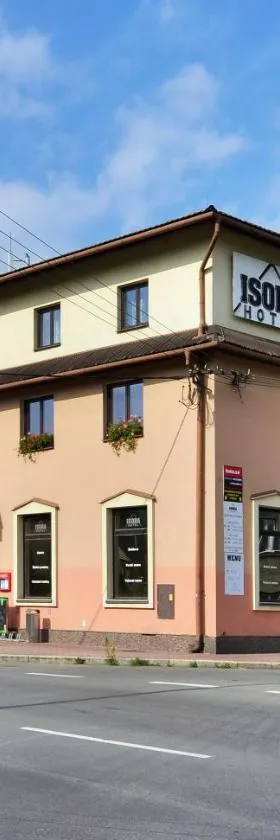伊索拉酒店，位于俄斯特拉发的酒店