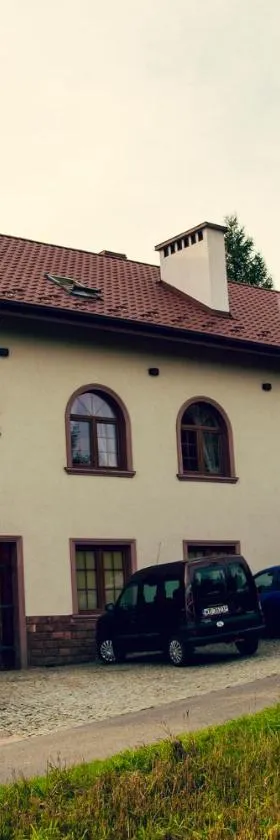 Winnica Dwie Granice Agroturystyka Przysieki，位于Przysieki的酒店