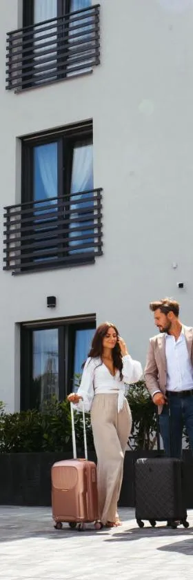 Resto Inn - Smart apartamenty blisko Energylandii，位于Po”łwieś的酒店