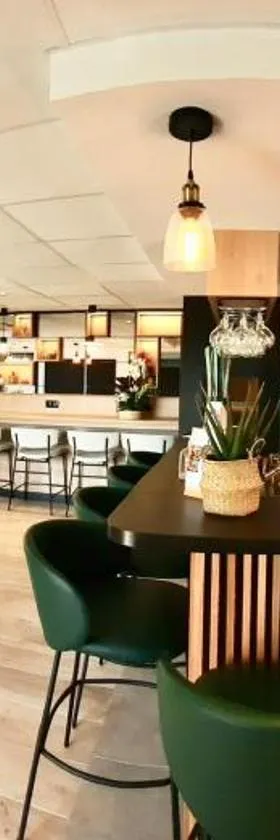 南特鲁瓦 - 布克尔钟楼酒店，位于特鲁瓦的酒店