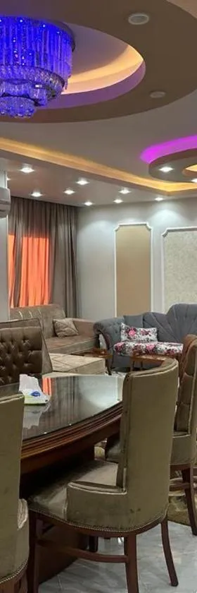 شقة مفروشة بالقاهرة مدينة المستقبل，位于马迪纳特阿什舒鲁克的酒店