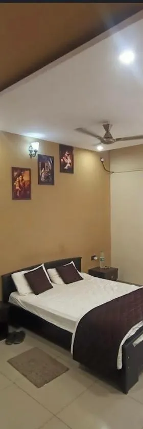 HMT COMFORTS，位于哈桑的酒店