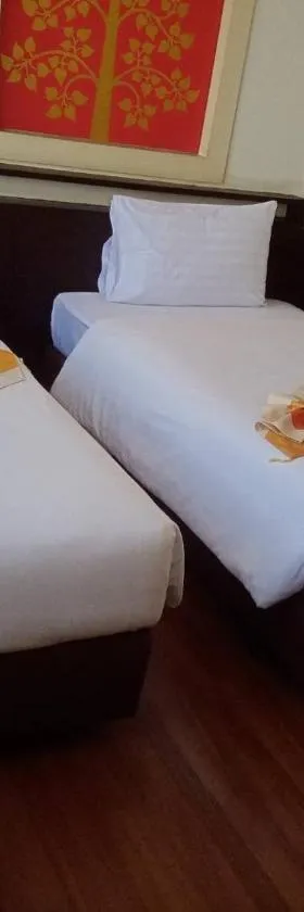 Grand Phranakhon Hotel，位于大城的酒店