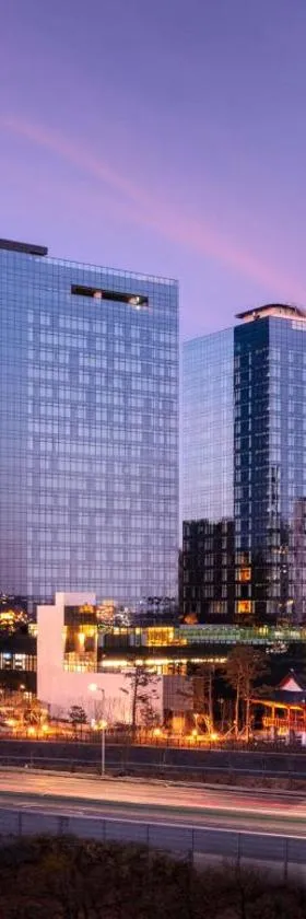 DoubleTree By Hilton Seoul Pangyo Residences，位于城南市的酒店