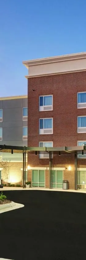 TownePlace Suites by Marriott Jackson Airport/Flowood，位于弗洛伍德的酒店