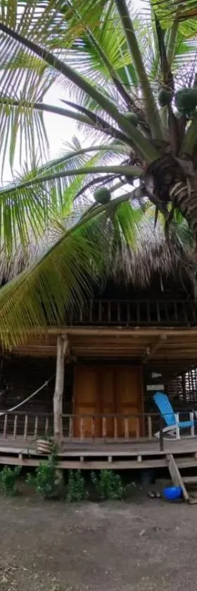 LA GAITERA Cabaña，位于Moñitos的酒店