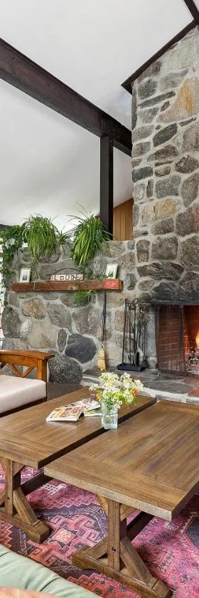 Mountaineer Inn，位于西多佛的酒店