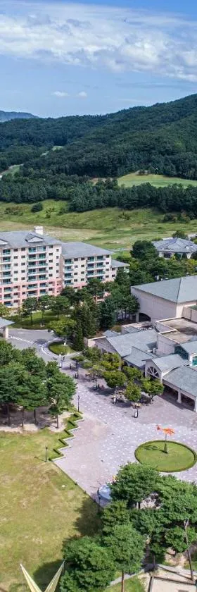 Oak Valley Resort，位于原州市的酒店