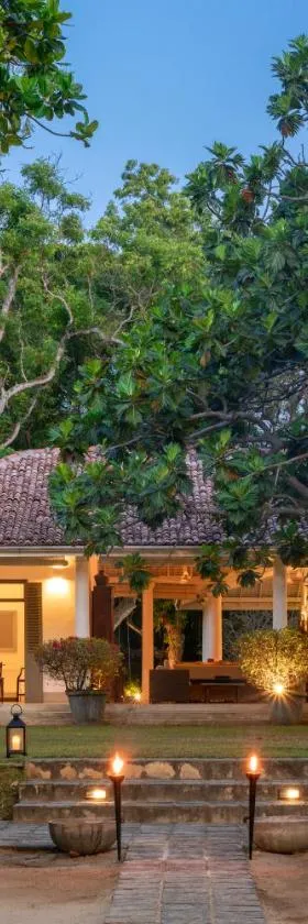 Taru Villas Mawella - Tangalle，位于坦加拉的酒店
