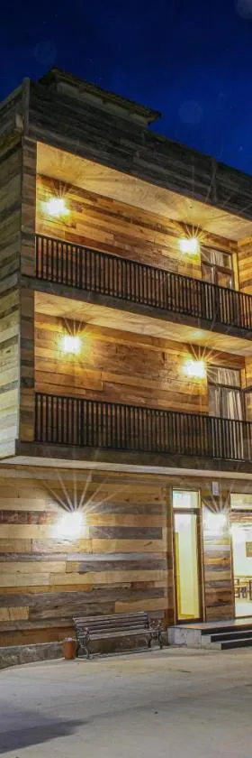 Ethno Sazano Hotel，位于Sazano的酒店