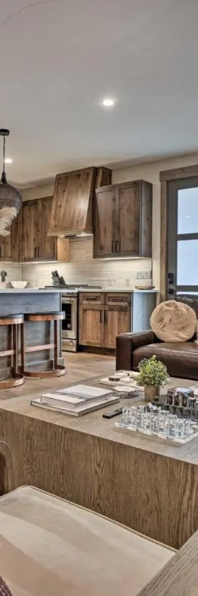 Winter Park Condo w/Hot Tub & 4 Mi to Skiing，位于冬季公园的酒店