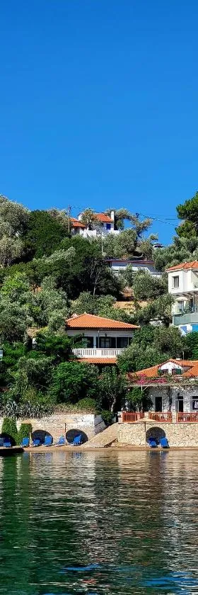 Studios Limnionas，位于马拉松坎博斯的酒店