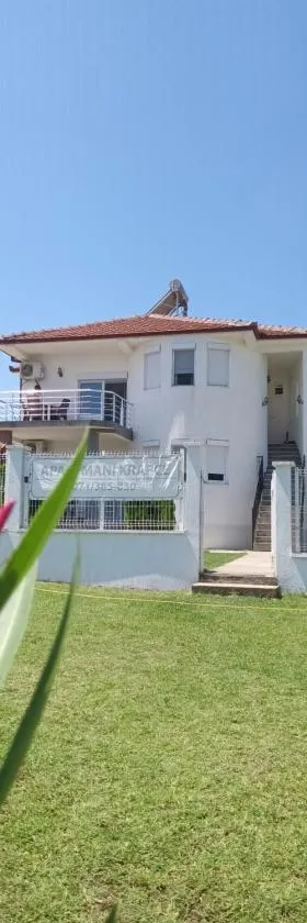 Krapce - Lake View Apartments，位于斯塔多伊兰的酒店