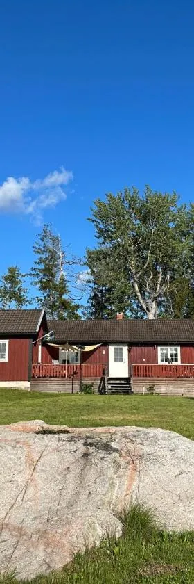 Charmiga Norrangen，位于Väddö的酒店