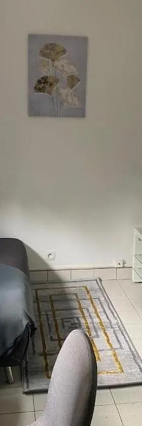 Appartement cosy 15 min d'Orly，位于隆瑞莫的酒店