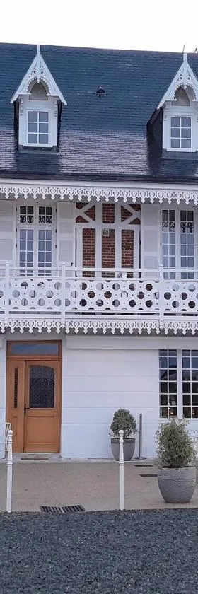 White House, maison d'hôtes，位于Villequier的酒店