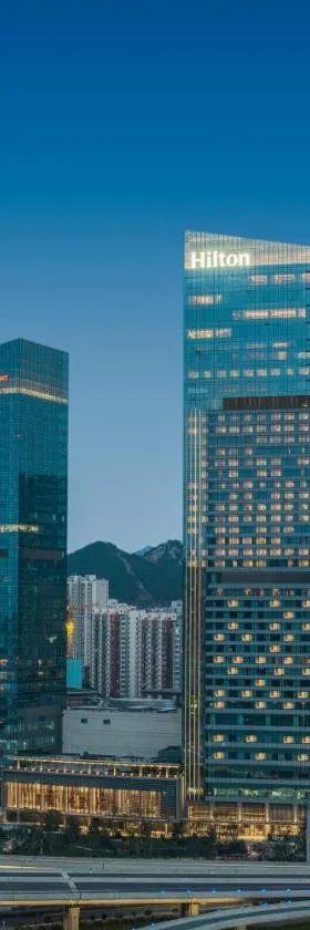 济南鲁能希尔顿酒店及公寓 ，位于济南的酒店