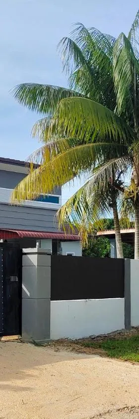 Santai D villa bumiputra shja，位于Merlimau的酒店