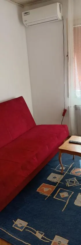 Kuća u Kostolcu，位于Kostolac的酒店