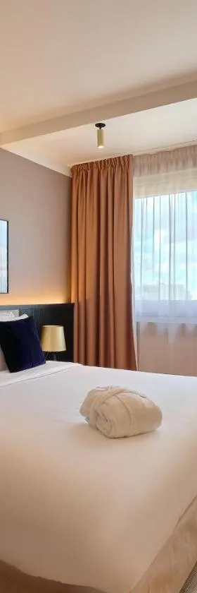 Golden Tulip Warszawa Centrum，位于华沙的酒店