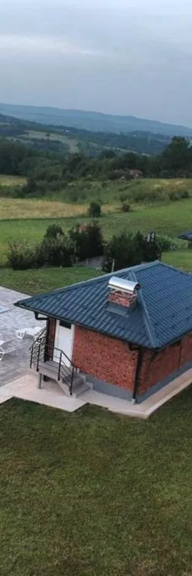 Vikendica sa bazenom Staša，位于巴尼亚卢卡的酒店