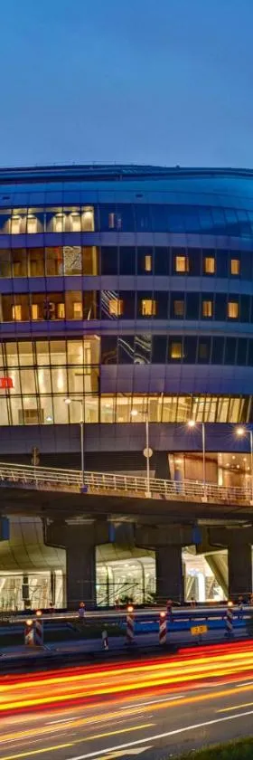 希尔顿花园法兰克福空港酒店，位于美因河畔法兰克福的酒店