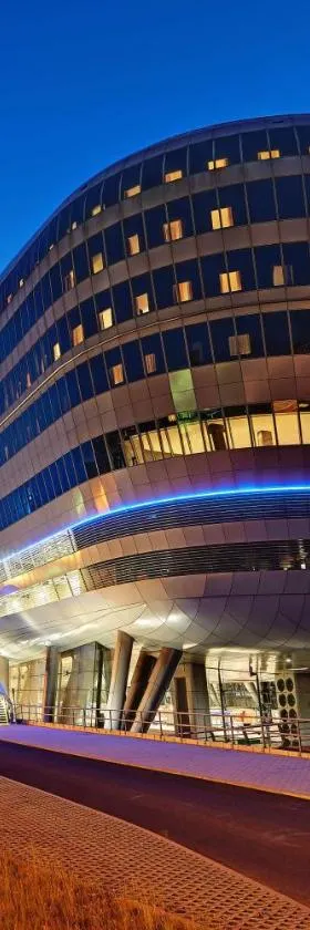 希尔顿法兰克福机场酒店，位于美因河畔法兰克福的酒店