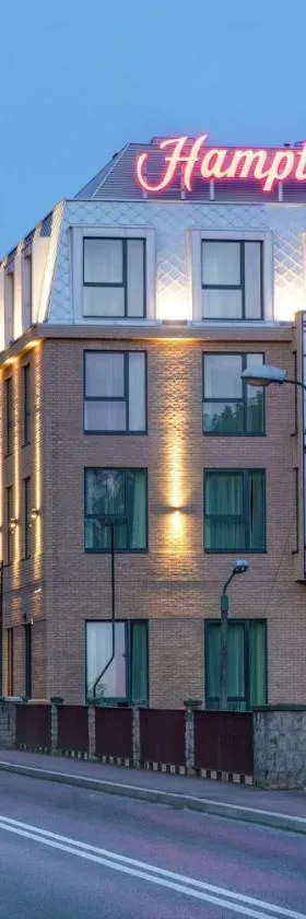 Hampton by Hilton Oswiecim，位于奥斯威辛的酒店