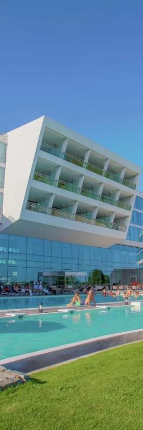 Hilton Pilar，位于皮拉尔的酒店