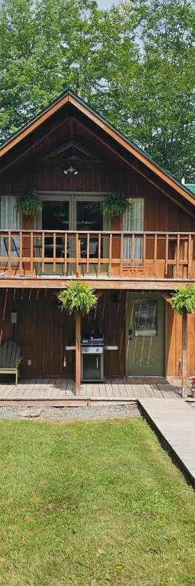 Base Camp，位于科特兰的酒店