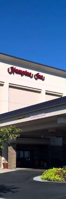 哈里森堡大学希尔顿恒庭酒店，位于哈里森堡的酒店