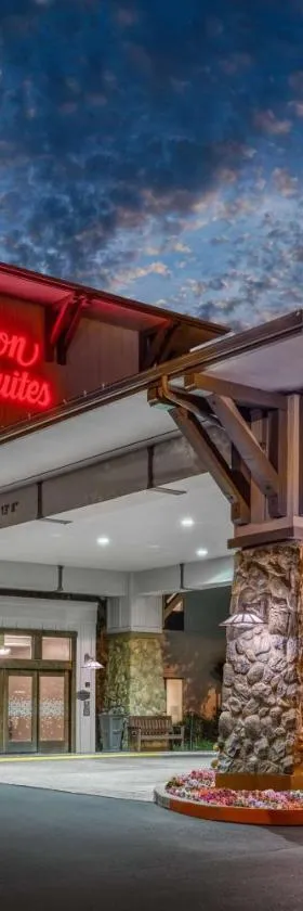 温莎索诺玛酒乡希尔顿恒庭旅馆&套房酒店，位于温莎的酒店